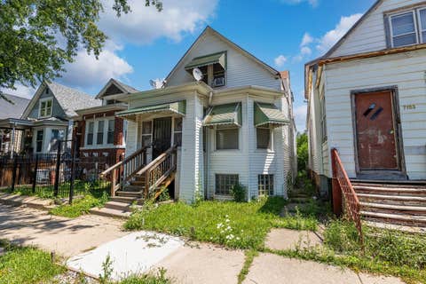 Tiny photo for 7151 S Carpenter Street, Chicago, IL 60621 (MLS # 12723299)