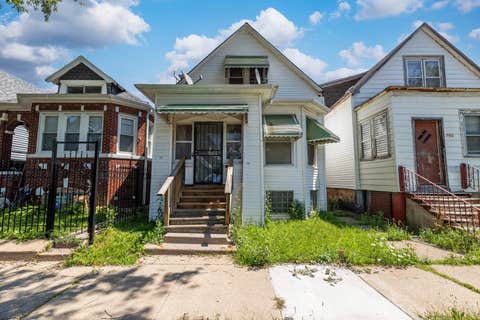 Photo of 7151 S Carpenter Street, Chicago, IL 60621 (MLS # 12723299)