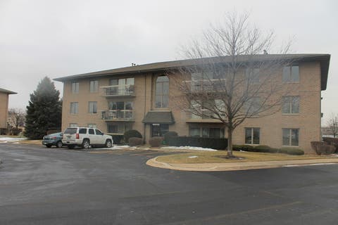 Photo of 1056 ASHLEY Court #2C, Lockport, IL 60441 (MLS # 12697940)