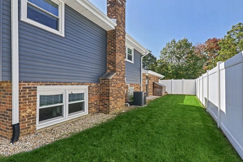 Tiny photo for 7701 Florence Avenue, Darien, IL 60561 (MLS # 12792655)