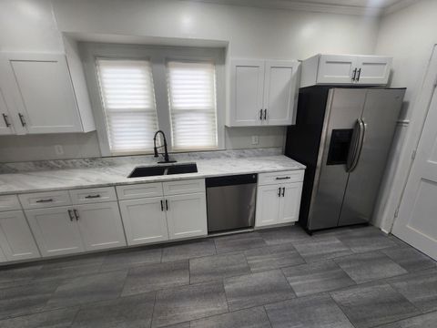 Tiny photo for 1035 S Osborn Avenue, Kankakee, IL 60901 (MLS # 12414771)
