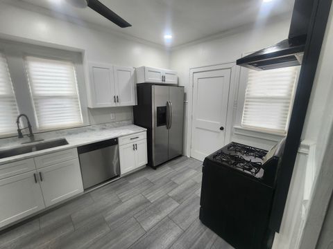 Tiny photo for 1035 S Osborn Avenue, Kankakee, IL 60901 (MLS # 12414771)