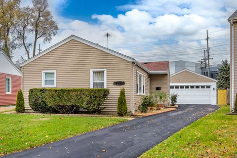 Photo of 508 Crestwood Avenue, Des Plaines, IL 60016 (MLS # 12522898)