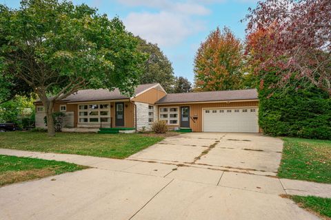1205 7th Avenue Belvidere IL 61008