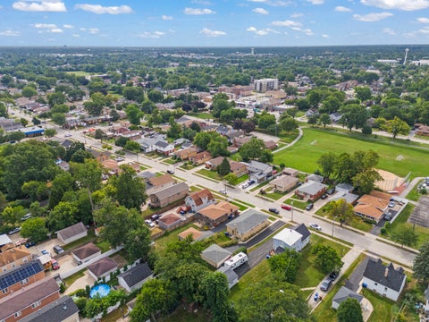 Tiny photo for 5902 W Maple Avenue, Berkeley, IL 60163 (MLS # 12719417)