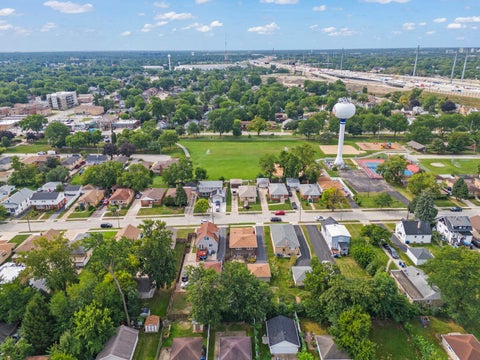 Tiny photo for 5902 W Maple Avenue, Berkeley, IL 60163 (MLS # 12719417)