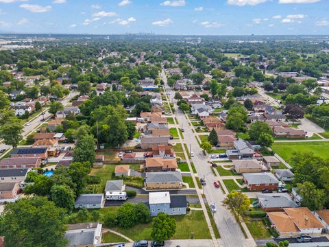 Tiny photo for 5902 W Maple Avenue, Berkeley, IL 60163 (MLS # 12719417)