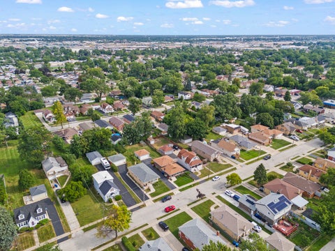 Tiny photo for 5902 W Maple Avenue, Berkeley, IL 60163 (MLS # 12719417)