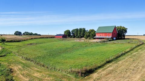 Tiny photo for 22524 Luther Road, Sterling, IL 61081 (MLS # 12479708)