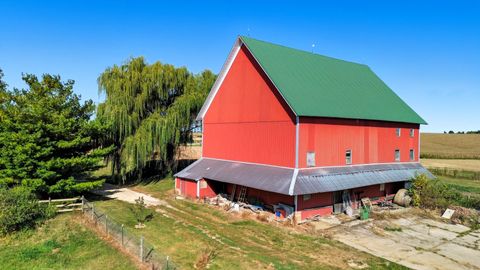 Tiny photo for 22524 Luther Road, Sterling, IL 61081 (MLS # 12479708)