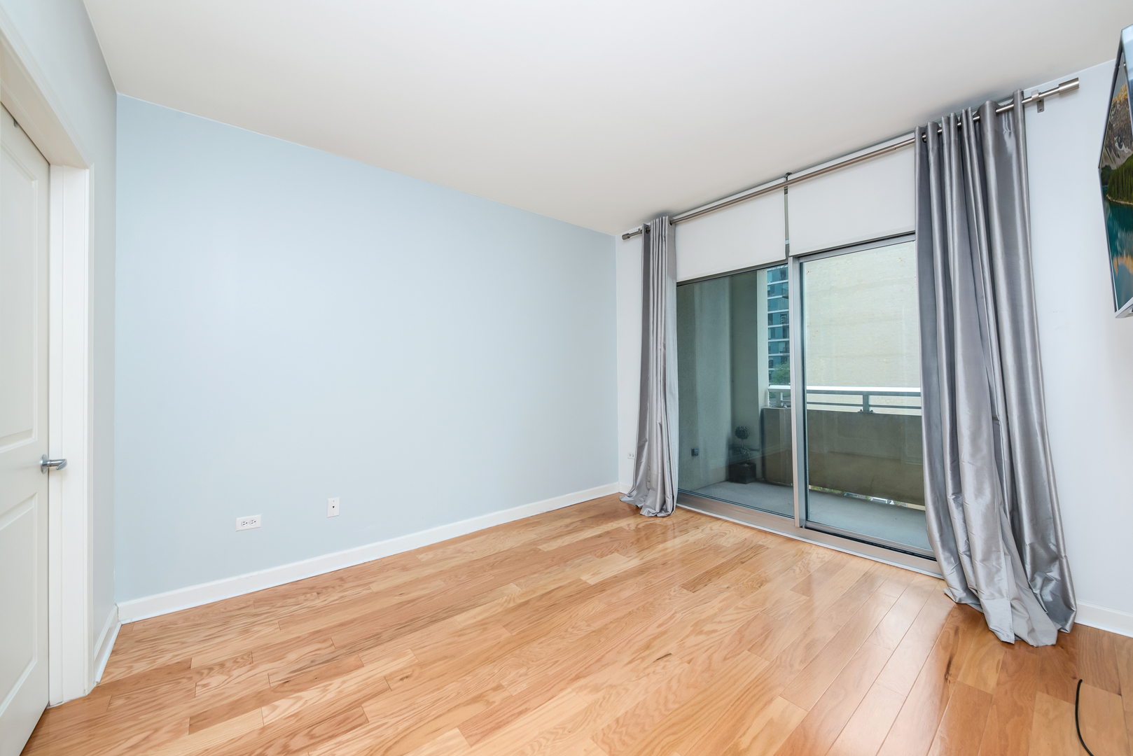 1400 S Michigan Avenue 507