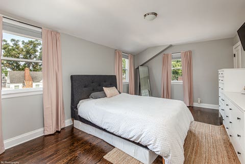 Tiny photo for 9619 S Albany Avenue, Evergreen Park, IL 60805 (MLS # 12717915)