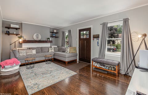 Tiny photo for 9619 S Albany Avenue, Evergreen Park, IL 60805 (MLS # 12717915)