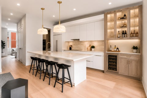 Tiny photo for 2333 N Cambridge Avenue #B, Chicago, IL 60614 (MLS # 12723623)