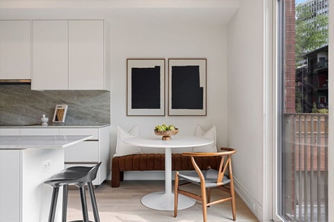 Tiny photo for 2333 N Cambridge Avenue #B, Chicago, IL 60614 (MLS # 12723623)