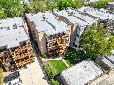 Tiny photo for 1433 W Rosemont Avenue #3W, Chicago, IL 60660 (MLS # 12637125)