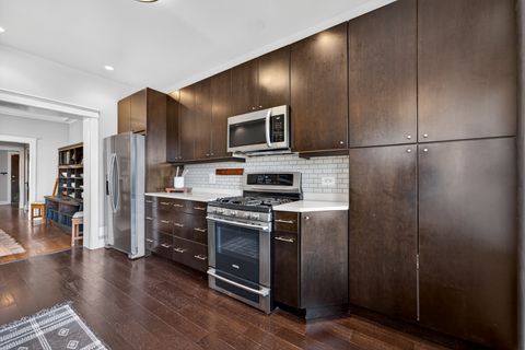 Tiny photo for 1433 W Rosemont Avenue #3W, Chicago, IL 60660 (MLS # 12637125)