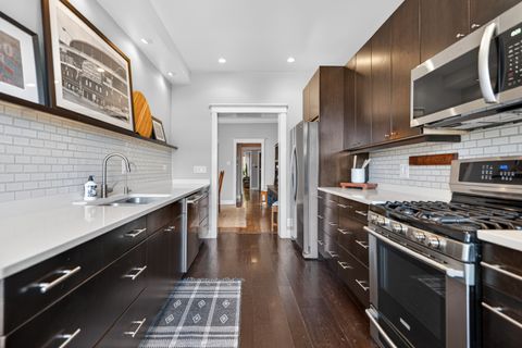 Tiny photo for 1433 W Rosemont Avenue #3W, Chicago, IL 60660 (MLS # 12637125)