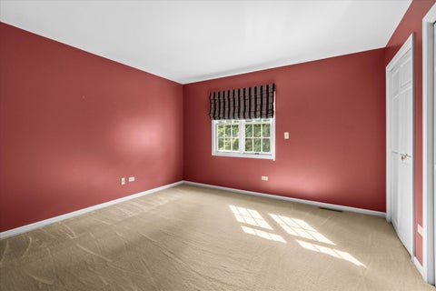 Tiny photo for 501 Pin Oak Court, St. Charles, IL 60174 (MLS # 12759252)