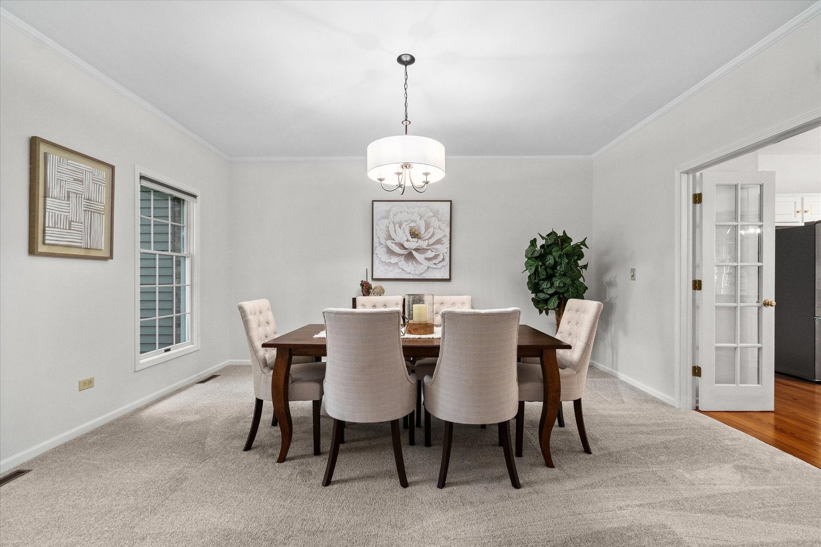 501 Pin Oak Court