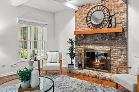 Tiny photo for 501 Pin Oak Court, St. Charles, IL 60174 (MLS # 12759252)