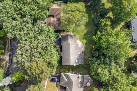 Tiny photo for 501 Pin Oak Court, St. Charles, IL 60174 (MLS # 12759252)