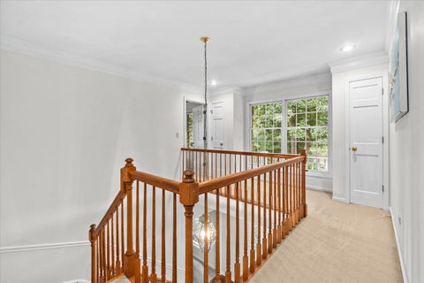 Tiny photo for 501 Pin Oak Court, St. Charles, IL 60174 (MLS # 12759252)