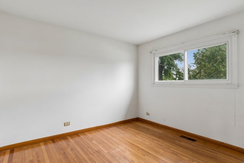 Tiny photo for 2613 Willow Avenue, Woodridge, IL 60517 (MLS # 12759612)