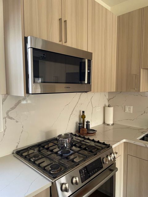 Tiny photo for 2862 N Woodard Street, Chicago, IL 60618 (MLS # 12586902)