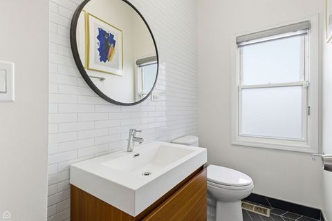 Tiny photo for 2862 N Woodard Street, Chicago, IL 60618 (MLS # 12586902)