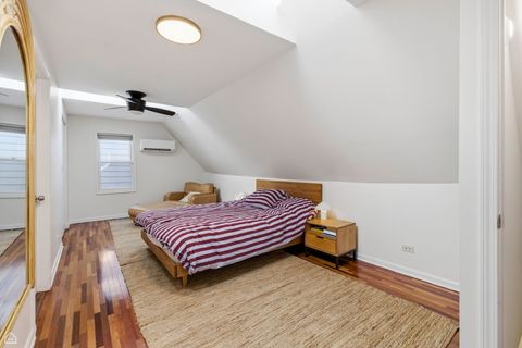 Tiny photo for 2862 N Woodard Street, Chicago, IL 60618 (MLS # 12586902)