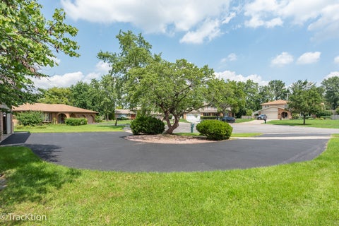 Tiny photo for 9S434 Allison Court, Willowbrook, IL 60527 (MLS # 12736112)