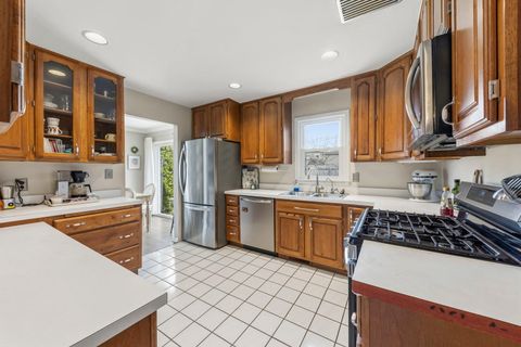 Tiny photo for 6065 Chase Avenue, Downers Grove, IL 60516 (MLS # 12634766)