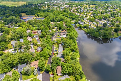 Tiny photo for 368 Hiawatha Drive, Lake In The Hills, IL 60156 (MLS # 12666584)
