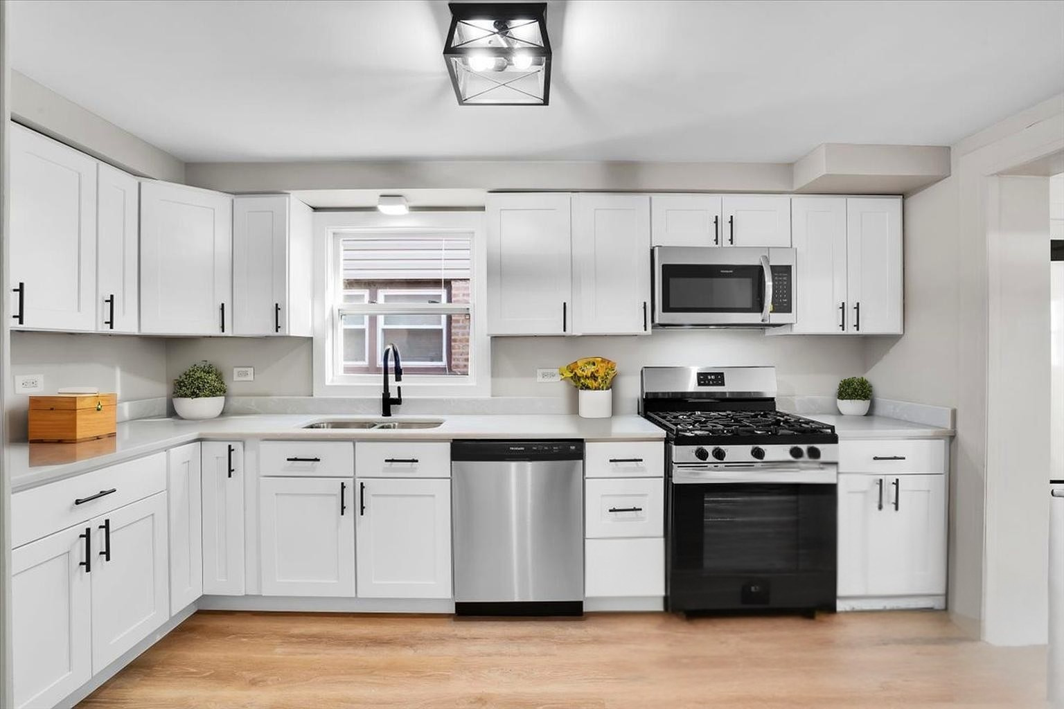 10854 S Union Avenue