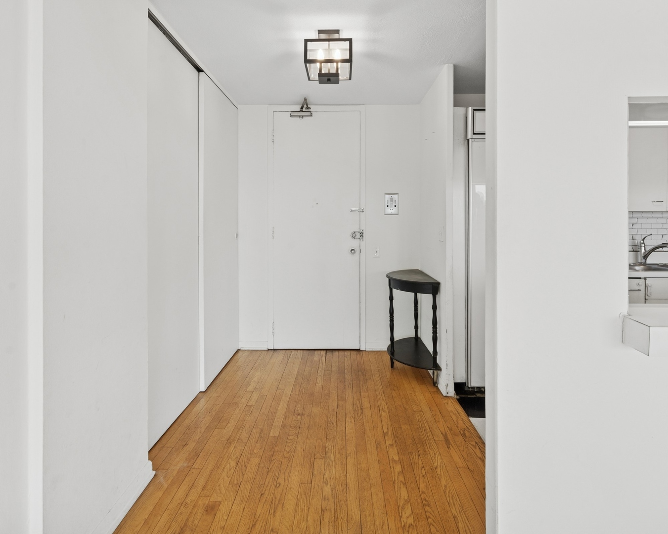 330 W Diversey Parkway 1407-09