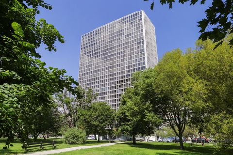 330 W Diversey Parkway 1407-09 Chicago IL 60657