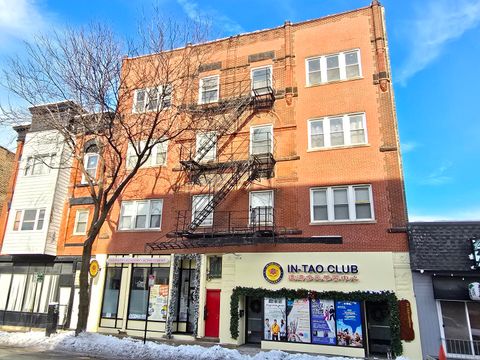 Photo of 238 W 31st Street #4E, Chicago, IL 60616 (MLS # 12530829)