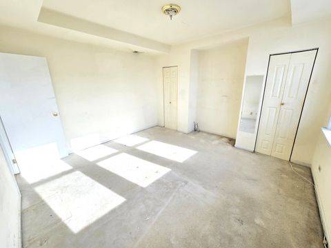 Tiny photo for 238 W 31st Street #4E, Chicago, IL 60616 (MLS # 12530829)