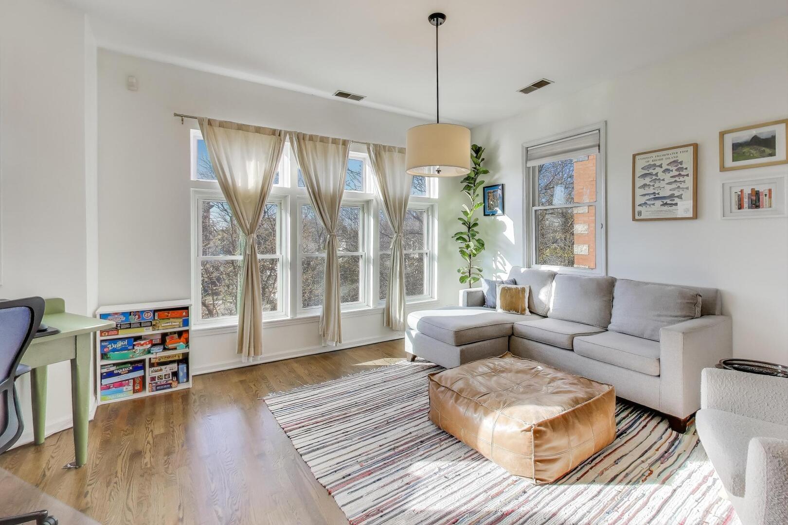 2611 N Ashland Avenue 3N