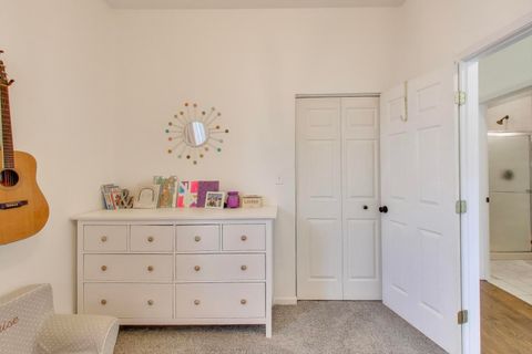 Tiny photo for 2611 N Ashland Avenue #3N, Chicago, IL 60614 (MLS # 12515493)