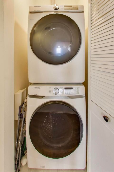 Tiny photo for 2611 N Ashland Avenue #3N, Chicago, IL 60614 (MLS # 12515493)