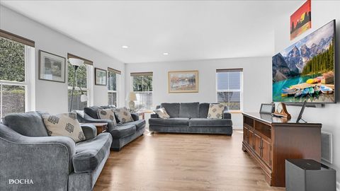 Tiny photo for 620 Grand Canyon Circle, Crystal Lake, IL 60014 (MLS # 12629745)