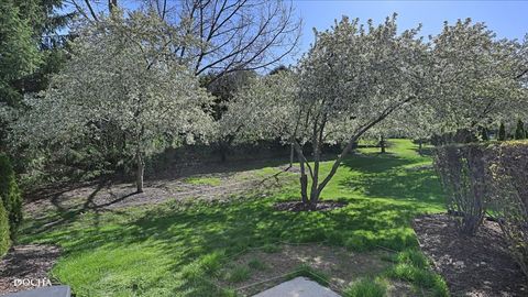 Tiny photo for 620 Grand Canyon Circle, Crystal Lake, IL 60014 (MLS # 12629745)