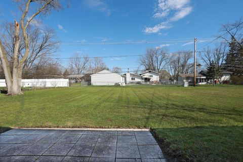 Tiny photo for 600 Flagstaff Lane, Hoffman Estates, IL 60169 (MLS # 12614488)