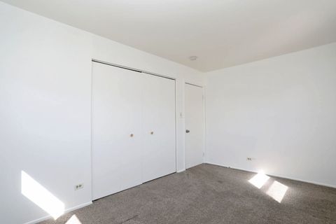 Tiny photo for 600 Flagstaff Lane, Hoffman Estates, IL 60169 (MLS # 12614488)