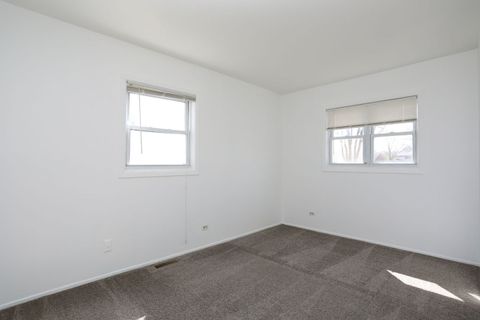 Tiny photo for 600 Flagstaff Lane, Hoffman Estates, IL 60169 (MLS # 12614488)
