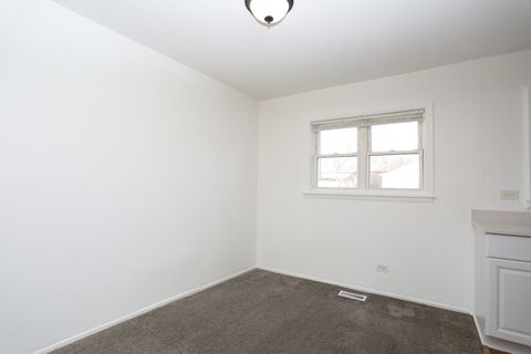 Tiny photo for 600 Flagstaff Lane, Hoffman Estates, IL 60169 (MLS # 12614488)
