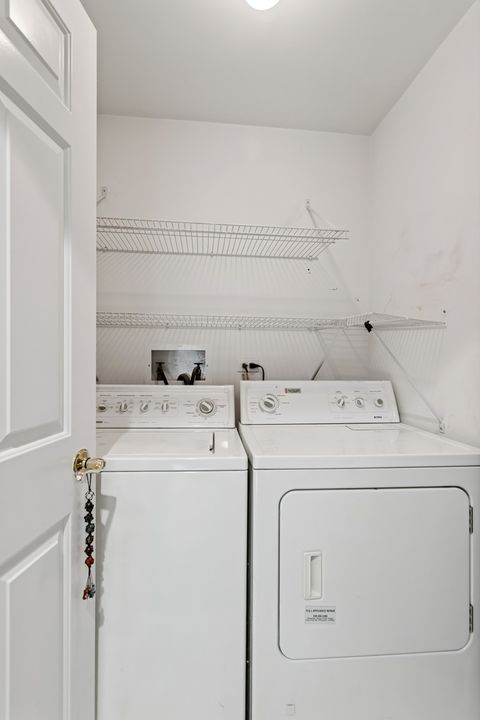 Tiny photo for 501 Forest Avenue #305, Glen Ellyn, IL 60137 (MLS # 12487516)