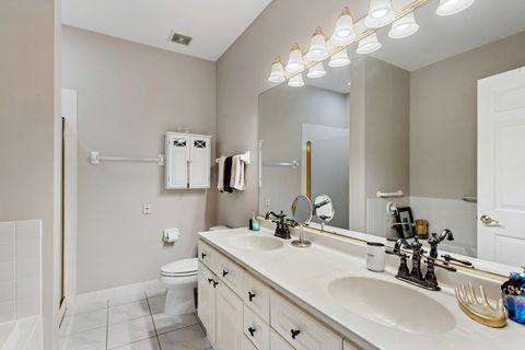 Tiny photo for 501 Forest Avenue #305, Glen Ellyn, IL 60137 (MLS # 12487516)
